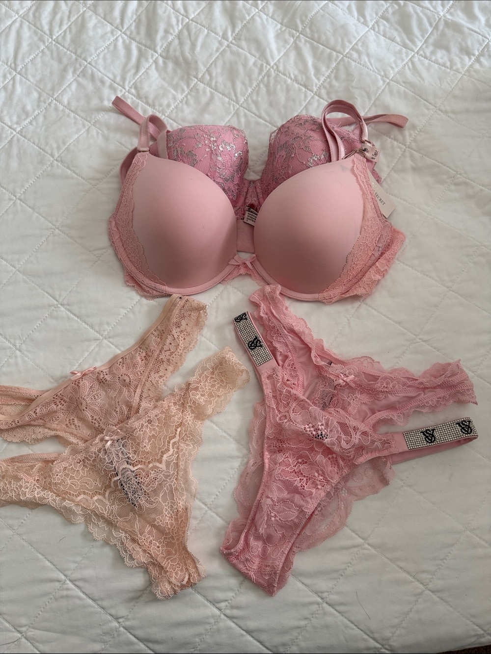 Victorias Secret Bundle 34d/32dd/XS/S